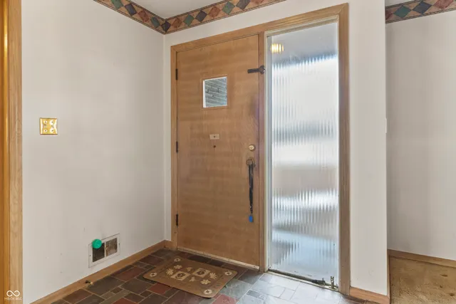 $300,000 | 8743 Washington Blvd E Drive, Indianapolis, IN 46240