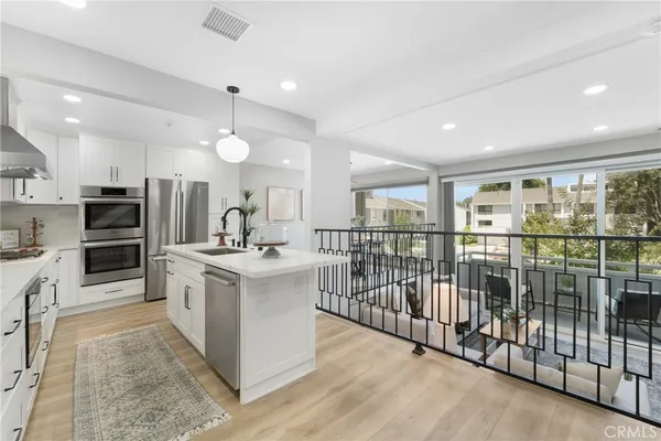 $7,500 | 6 Barlovento Court, Newport Beach, CA 92663