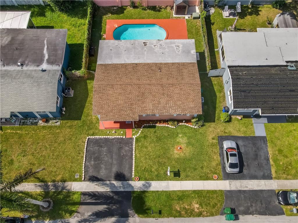 4987 Southwest 4th Street Pompano Beach, FL 33068 - Photo 2 of 31 Photo 2