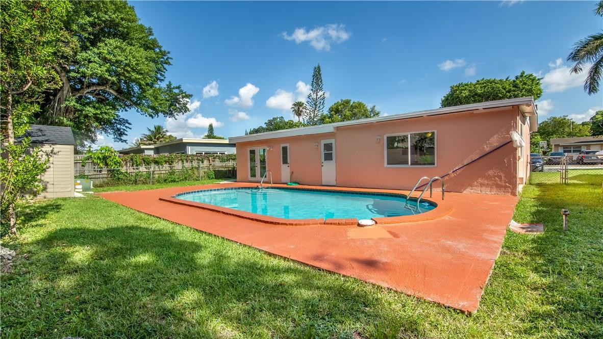 4987 Southwest 4th Street Pompano Beach, FL 33068 - Photo 29 of 31 Photo 29
