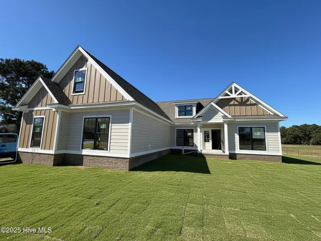 $784,155 | 2970 Golf Lake Drive Southwest, Supply, NC 28462