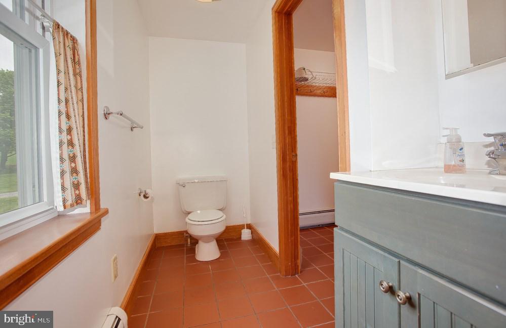 4263 Carlisle Road Gardners, PA 17324 - Photo 9 of 24 Gallery Image 9