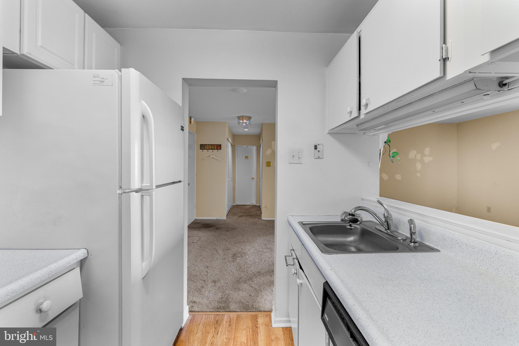 1570 The Fairway, Unit 402E Jenkintown, PA 19046 - Photo 11 of 20 Plenty of cabinet space.