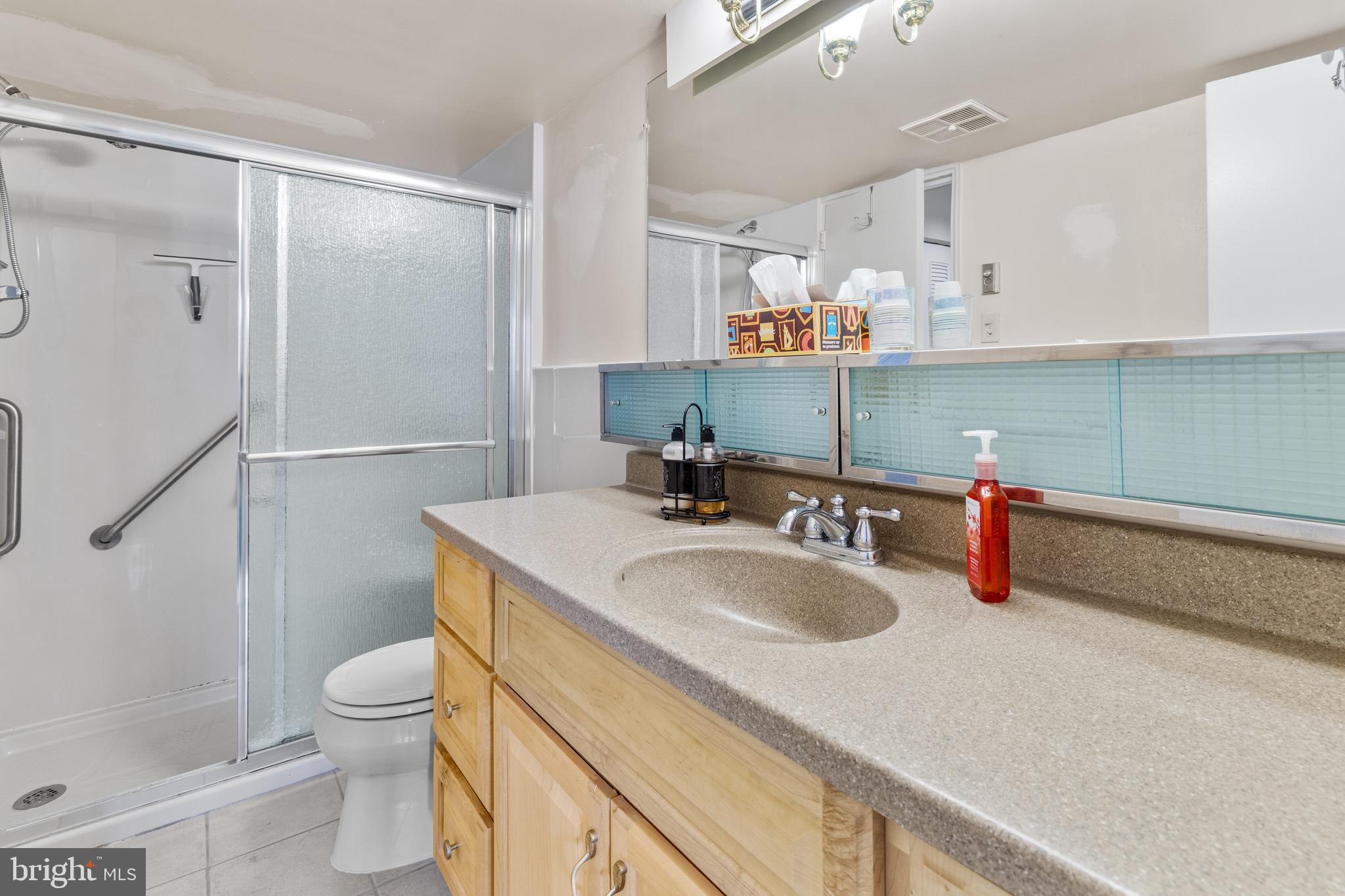 1570 The Fairway, Unit 402E Jenkintown, PA 19046 - Photo 14 of 20 Updated bath.