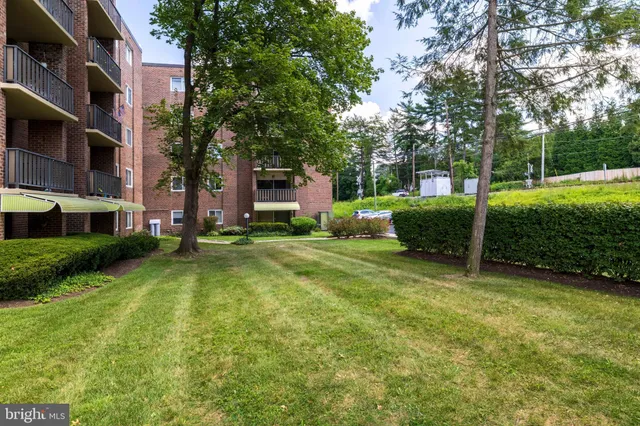 $109,000 | 1570 The Fairway, Unit 402E, Jenkintown, PA 19046