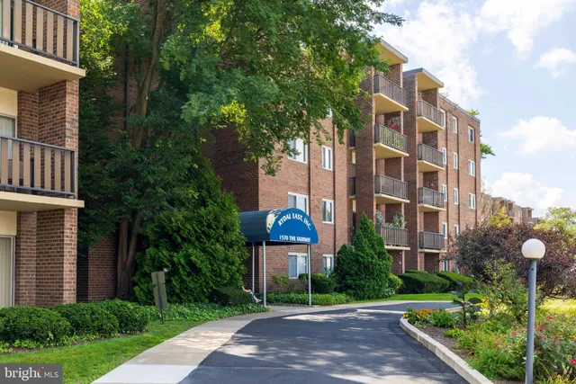 $109,000 | 1570 The Fairway, Unit 402E, Jenkintown, PA 19046