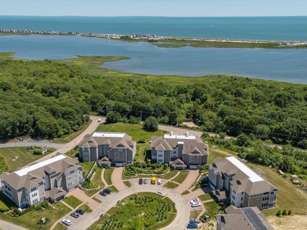 1 Compass Way, Unit 301 Westerly, RI 02891 - Photo 4 of 50