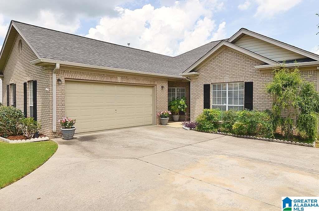 8528 Covington Way Leeds, AL 35094 - Photo 3 of 48