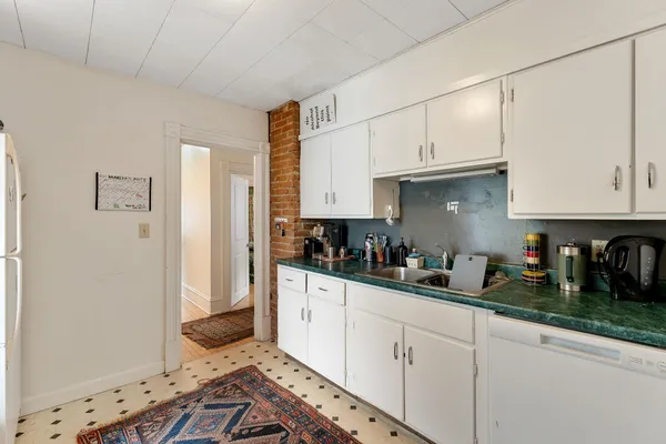 $489,900 | 35 South Union Street, Burlington, VT 05401