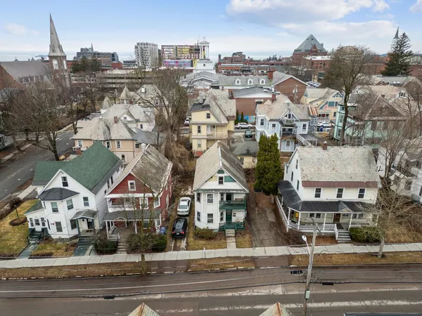 $489,900 | 35 South Union Street, Burlington, VT 05401