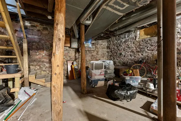 $489,900 | 35 South Union Street, Burlington, VT 05401