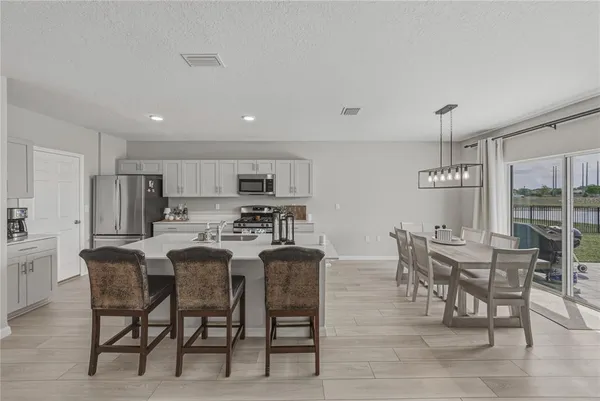 $439,000 | 5508 Summer Sunset Drive, Apollo Beach, FL 33572