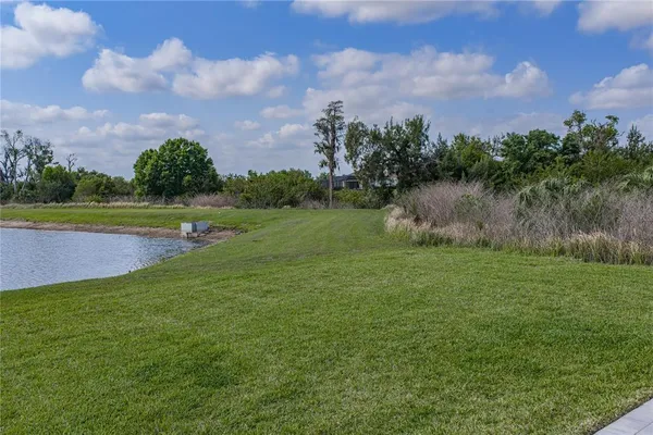 $439,000 | 5508 Summer Sunset Drive, Apollo Beach, FL 33572
