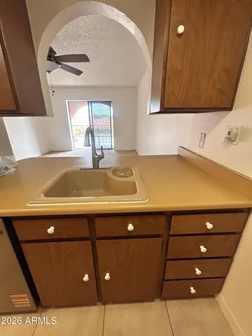 $950 | 3033 East Devonshire Avenue, Unit 3008, Phoenix, AZ 85016