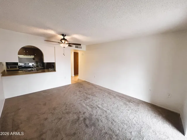 $950 | 3033 East Devonshire Avenue, Unit 3008, Phoenix, AZ 85016