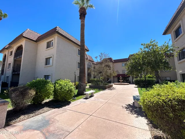 $950 | 3033 East Devonshire Avenue, Unit 3008, Phoenix, AZ 85016