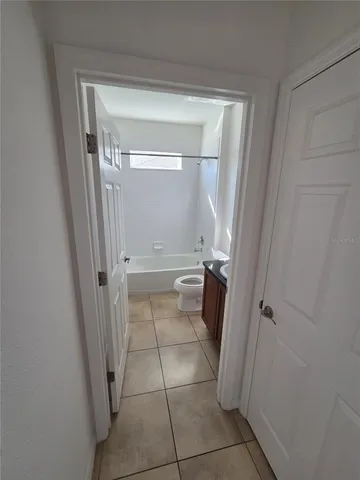 a close up of a shower