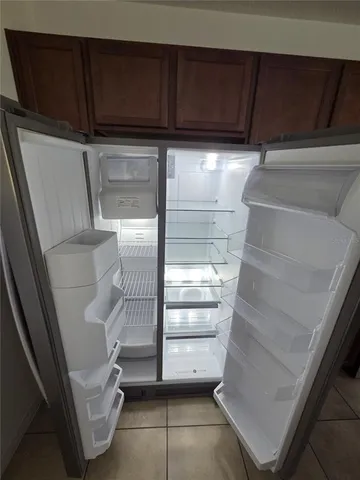 a view of utility room