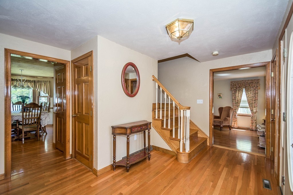 42 Gilman Road Billerica, MA 01862 - Photo 8 of 21 Gallery Image 8