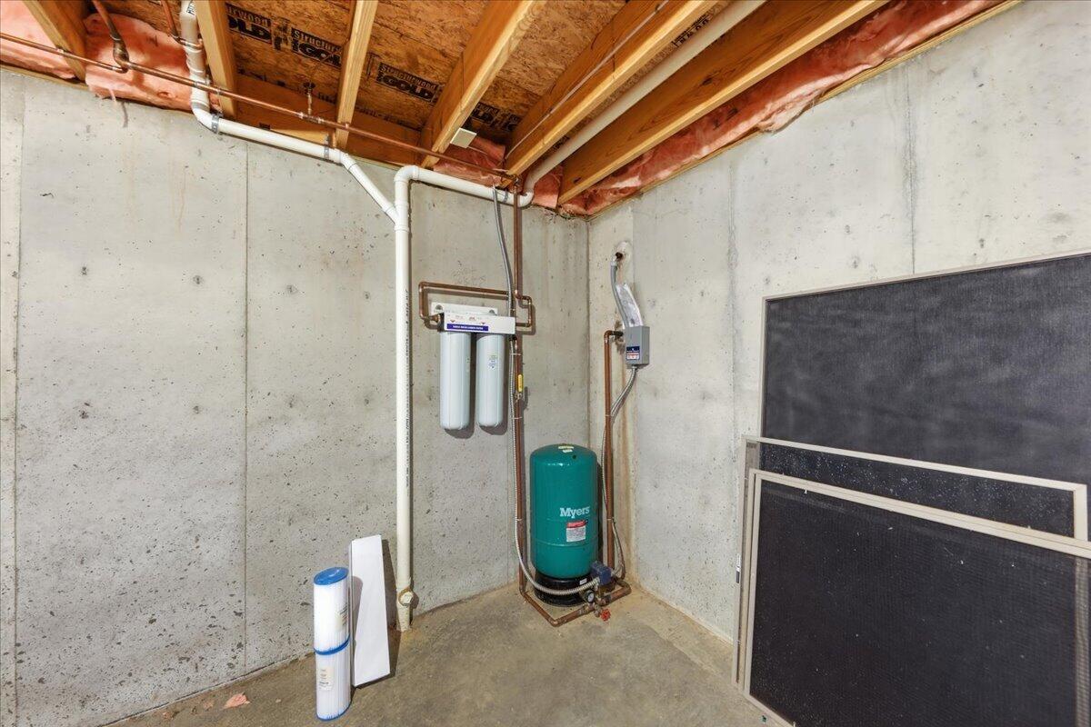 8296 Kelly Road Burlington, KY 41005 - Photo 32 of 43 43-Water Filtration