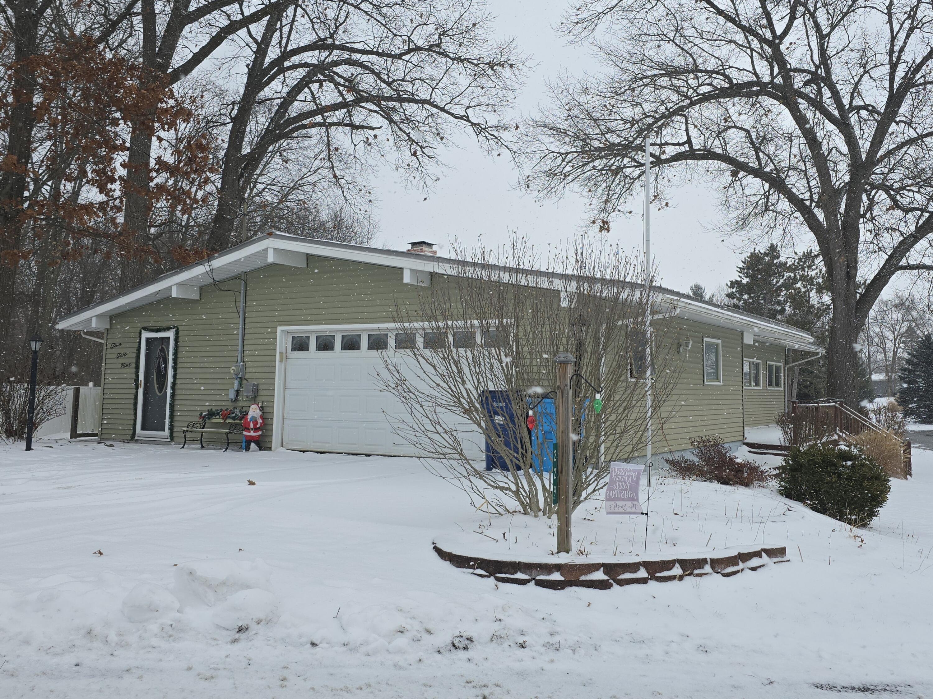 229 Palmer Avenue Colon, MI 49040 - Photo 3 of 51 1000066948