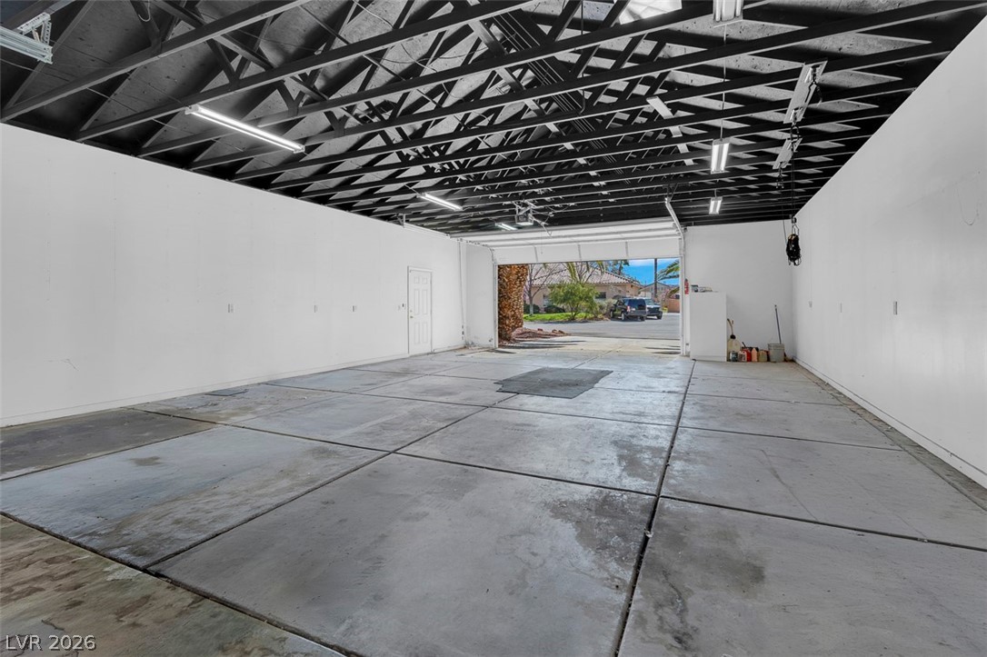 9415 South Westwind Road Las Vegas, NV 89139 - Photo 3 of 66 Detached Garage/workshop with 1/2 bath