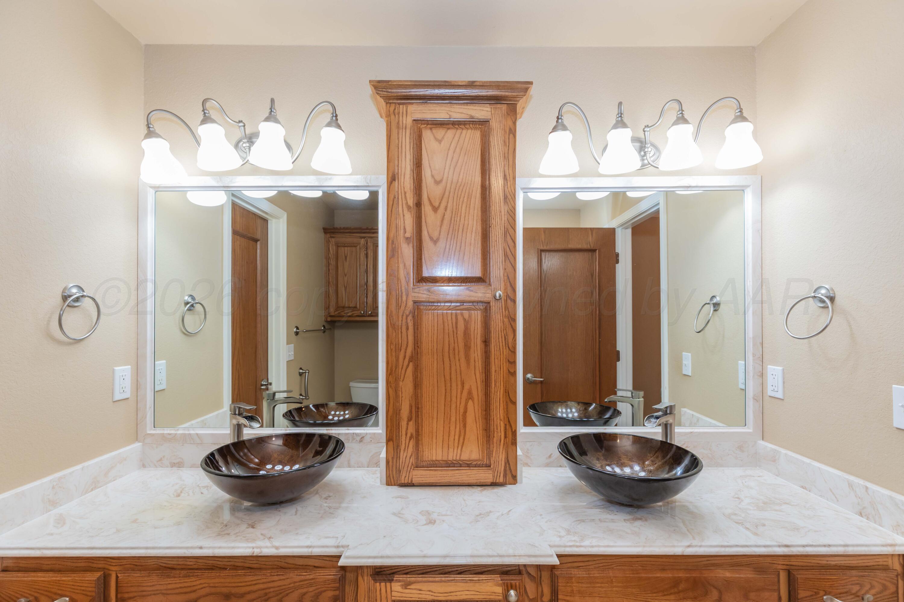 4519 Ida Louise Court Amarillo, TX 79110 - Photo 16 of 28 MASTER BATH VIEW 2