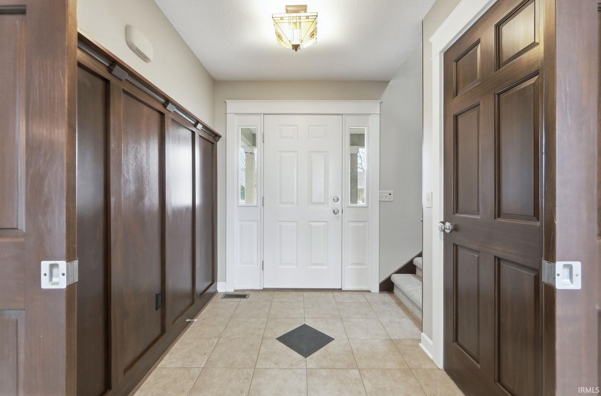 5307 Willman Lane Fort Wayne, IN 46835 - Photo 3 of 36