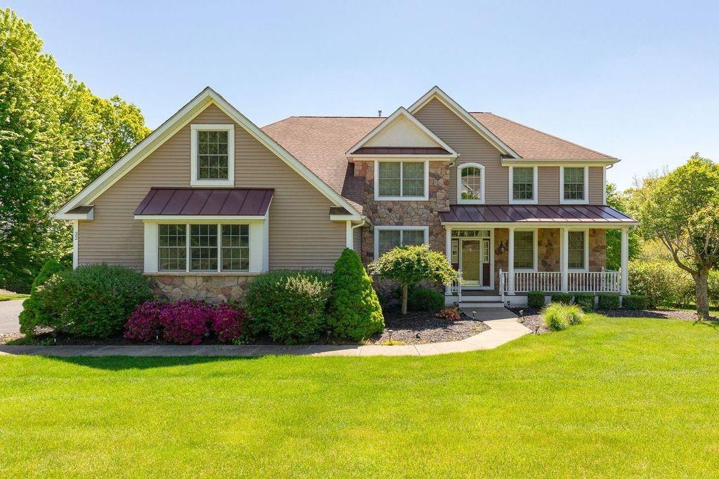 32 Ballymeade Road Hopewell Junction, NY 12533 - Photo 1 of 1 Gallery Image 1