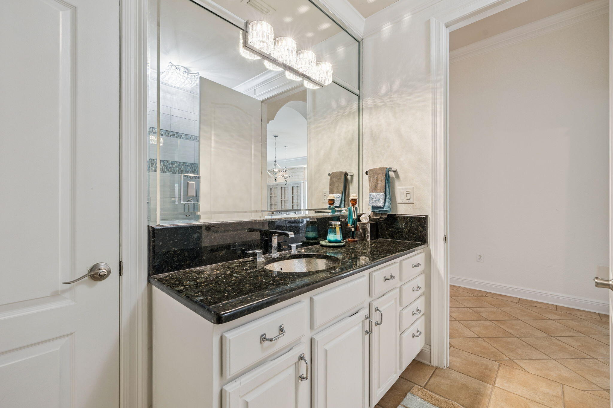 4732 Papaya Park Destin, FL 32541 - Photo 27 of 50 a bathroom with a sink and a mirror
