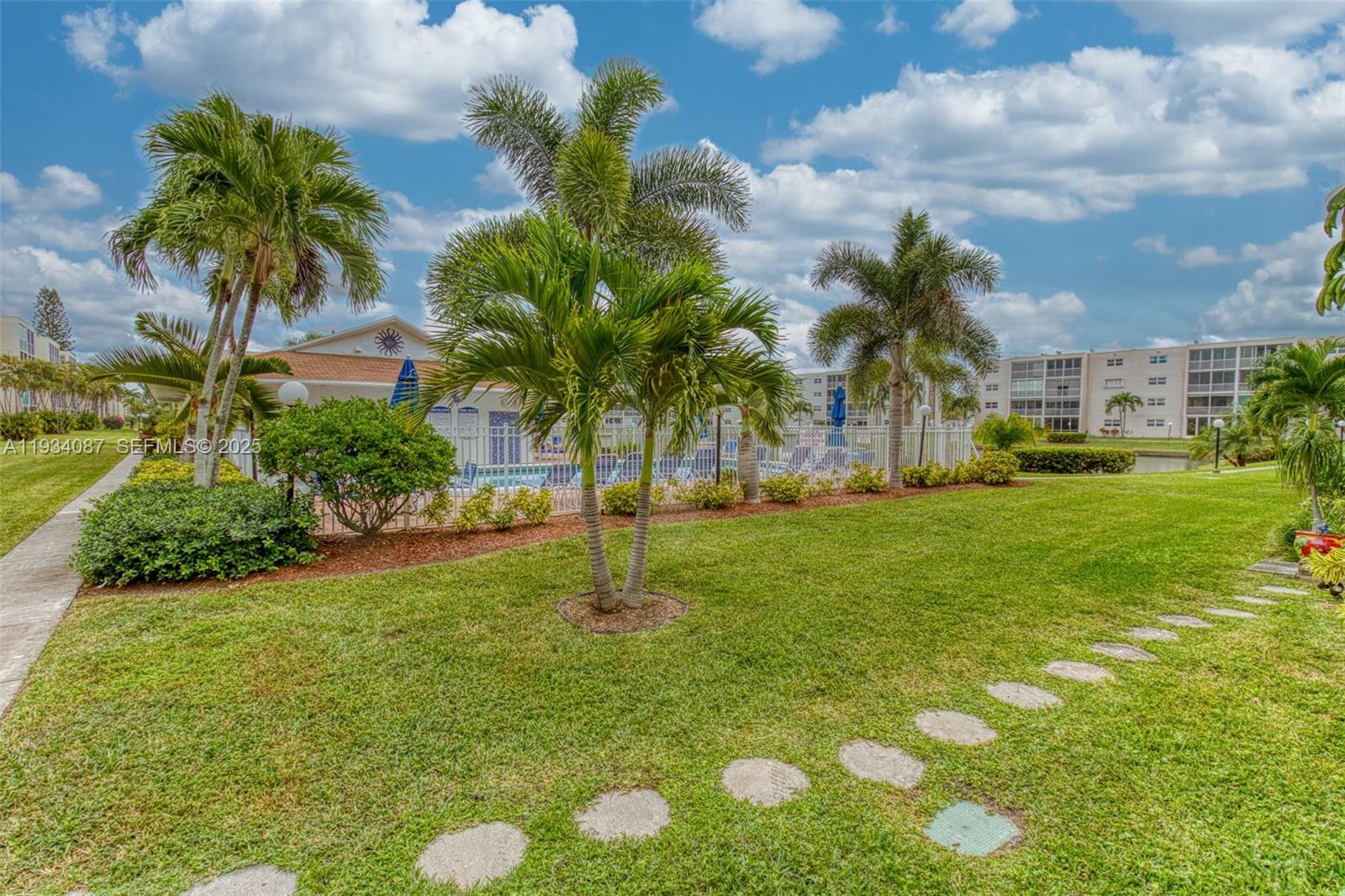 314 Southeast 10th Street, Unit 406 Dania Beach, FL 33004 - Photo 20 of 23