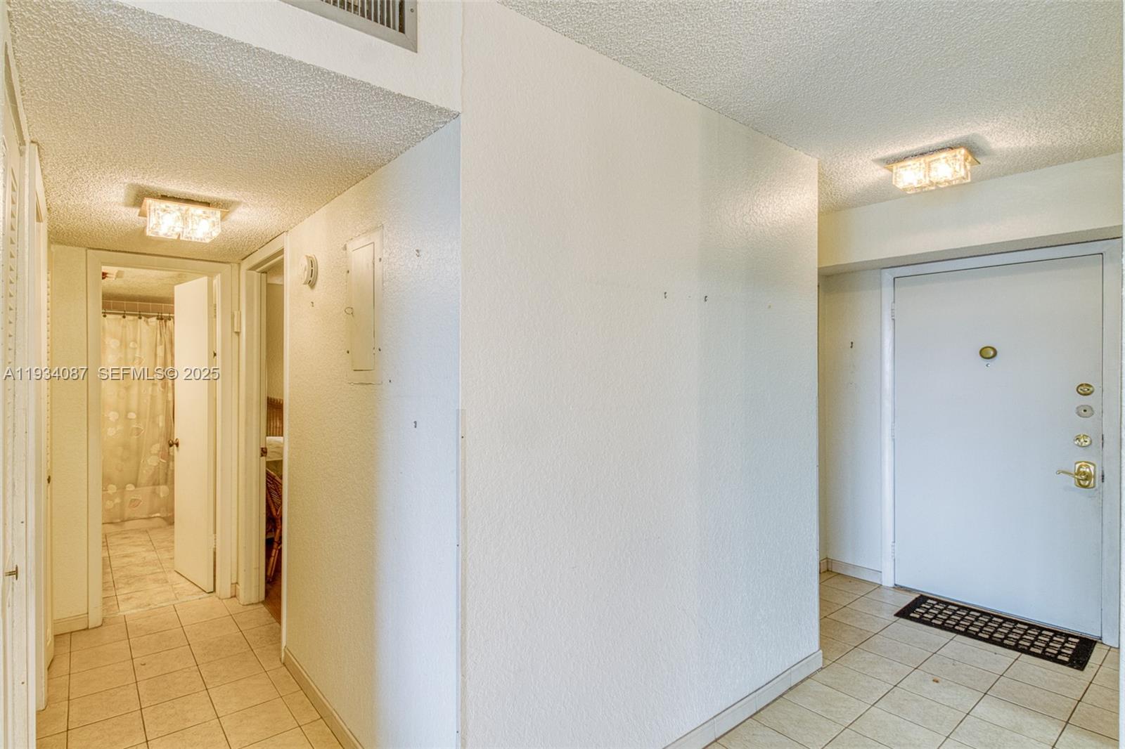 314 Southeast 10th Street, Unit 406 Dania Beach, FL 33004 - Photo 8 of 23