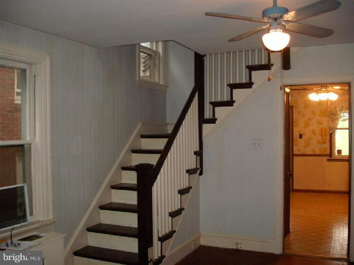 1018 Lancaster Avenue Reading, PA 19607 - Photo 4 of 21 Gallery Image 4