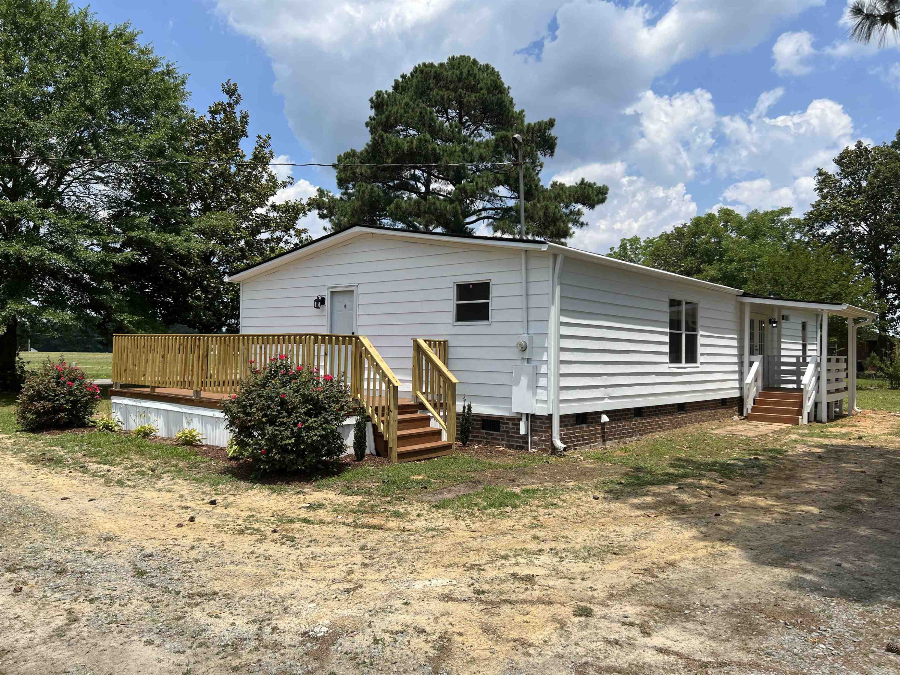 4784 Glendale Road Kenly, NC 27542 - Photo 7 of 40 Right Side Rear