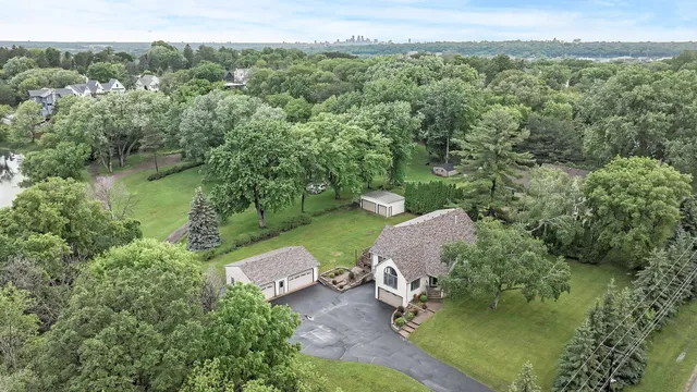 $699,000 | 1901 Lexington Avenue South, Mendota Heights, MN 55118