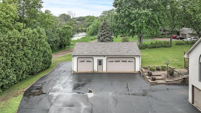 $699,000 | 1901 Lexington Avenue South, Mendota Heights, MN 55118