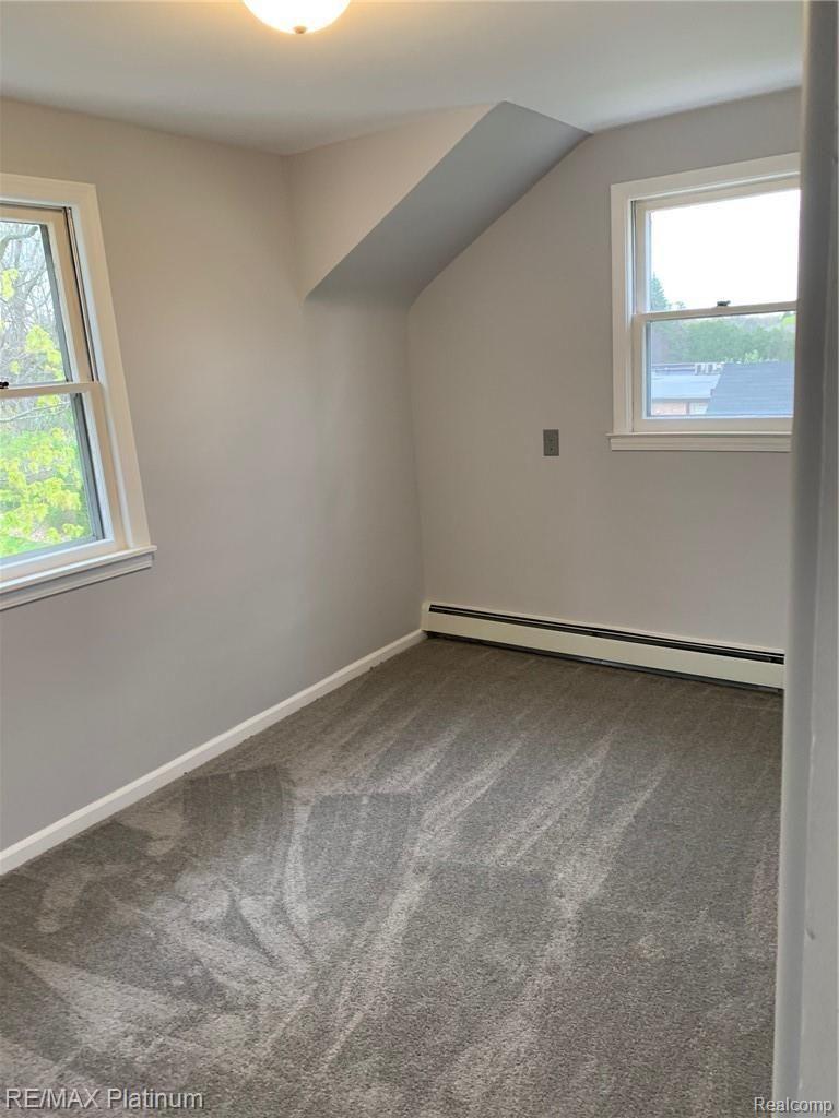 1247 Byron Road Howell, MI 48843 - Photo 12 of 18 Master Sitting Room.jpg