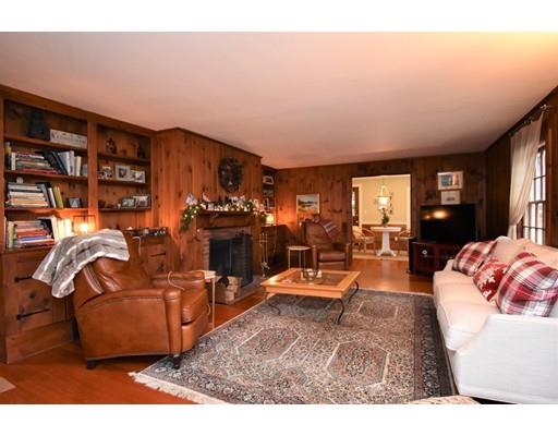 424 Concord Road Sudbury, MA 01776 - Photo 4 of 21 Gallery Image 4