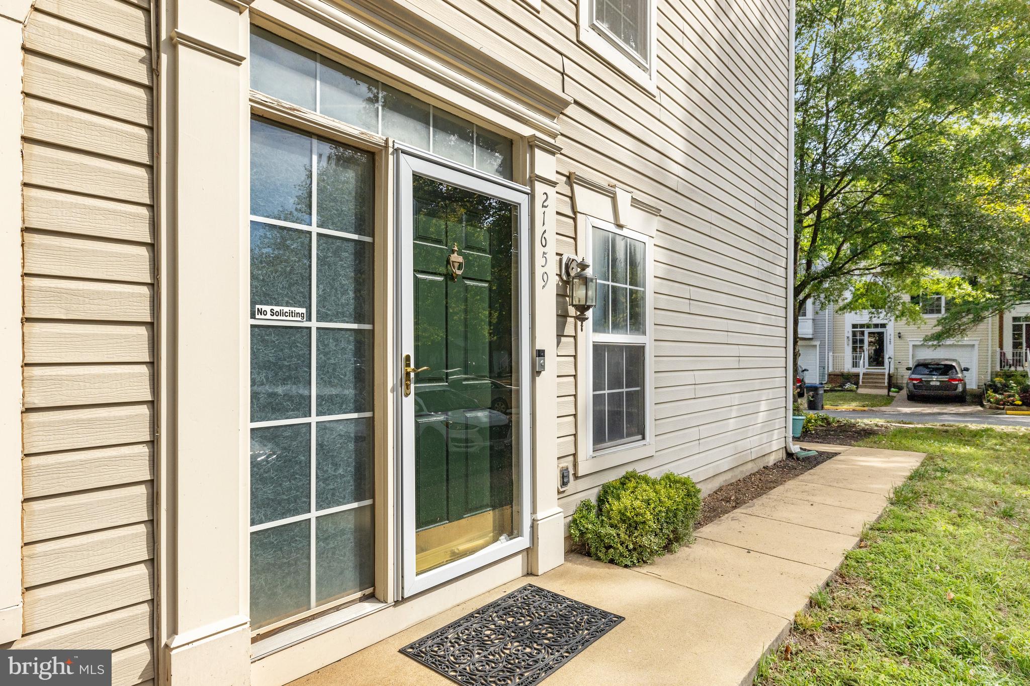 21659 Frame Square Broadlands, VA 20148 - Photo 4 of 44 Main Entrance
