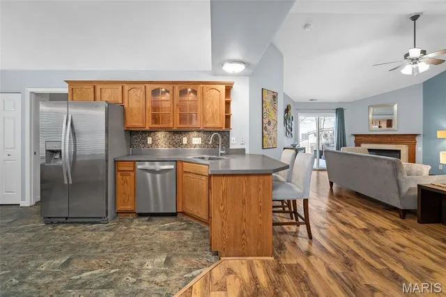 $265,000 | 6 Quiet Meadow Court, St. Peters, MO 63376