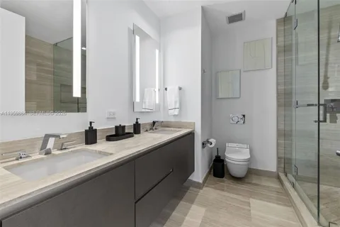 $3,250,000 | 1451 Brickell Avenue, Unit 4401, Miami, FL 33131