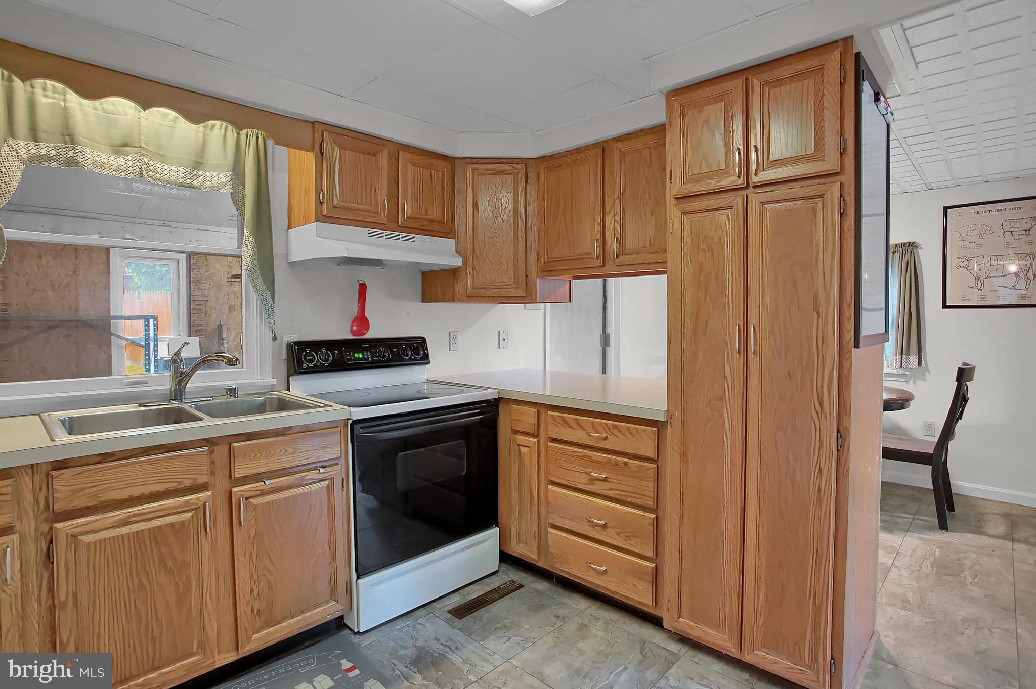 82 Bonnybrook Road Carlisle, PA 17013 - Photo 3 of 33 Gallery Image 3