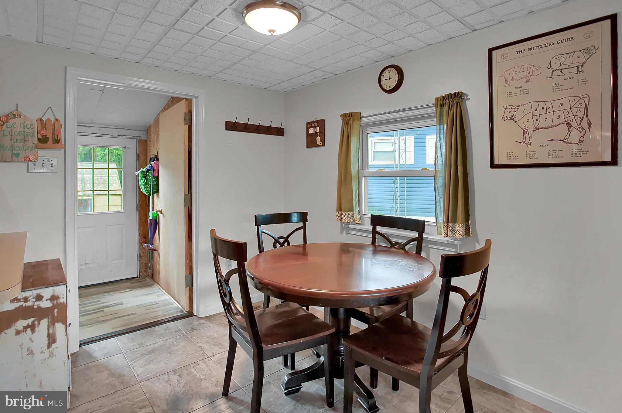 82 Bonnybrook Road Carlisle, PA 17013 - Photo 4 of 33 Gallery Image 4