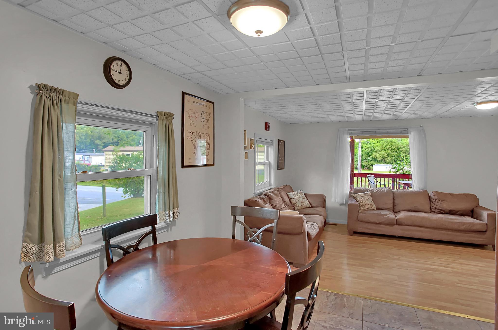 82 Bonnybrook Road Carlisle, PA 17013 - Photo 5 of 33 Gallery Image 5