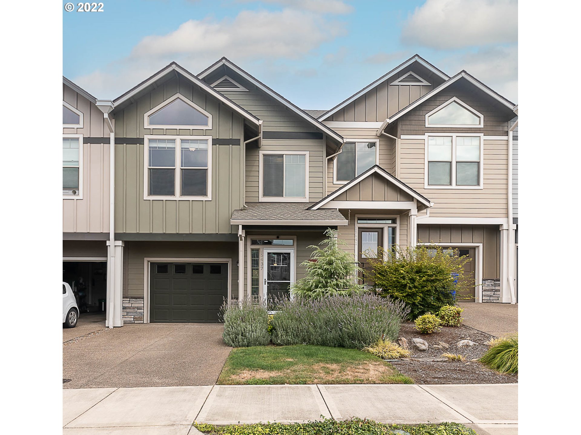 15437 Southeast Cobalt Loop Damascus, OR 97089 - Photo 1 of 32