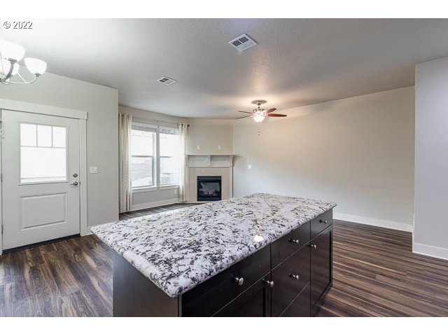 15437 Southeast Cobalt Loop Damascus, OR 97089 - Photo 11 of 32