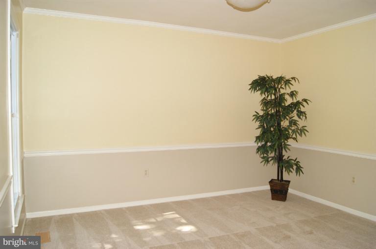 7612 Modisto Lane Springfield, VA 22153 - Photo 3 of 30 Dining Room