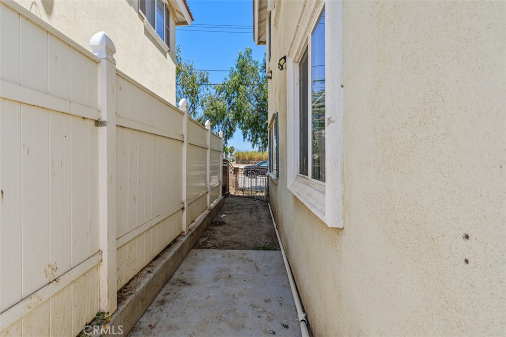 10104 Gould Street Riverside, CA 92503 - Photo 30 of 31