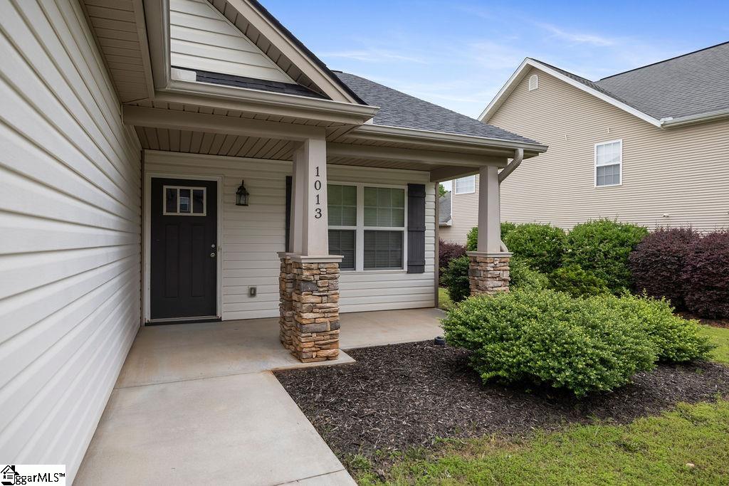 1013 Whirlaway Circle Anderson, SC 29621 - Photo 3 of 26