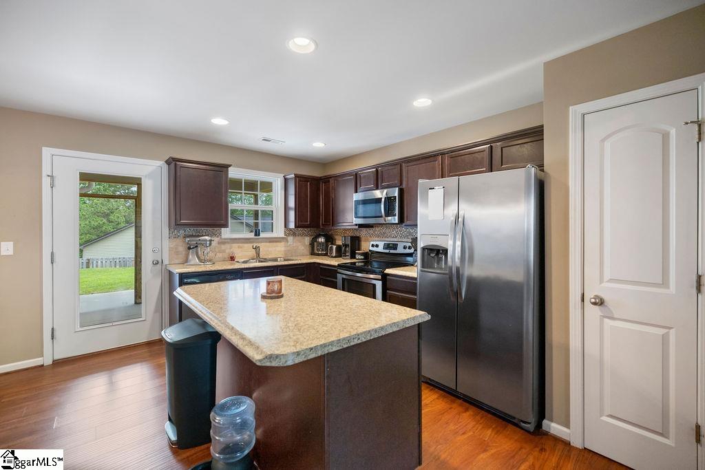 1013 Whirlaway Circle Anderson, SC 29621 - Photo 9 of 26